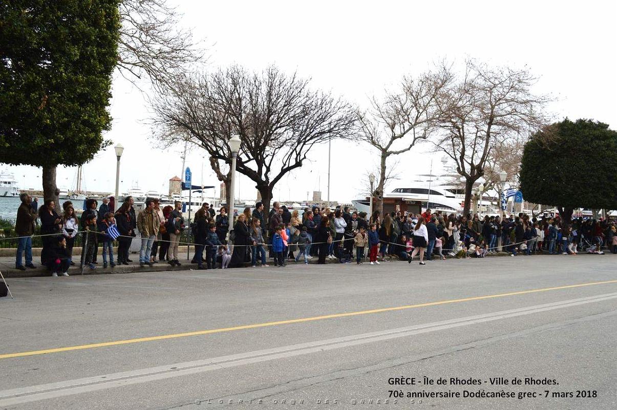 284- Rhodes- Defile Dodecanese grec.JPG